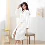 Дамски хотелски халат, класически, удобен, топъл, с връзки, мек, бял, снимка 4
