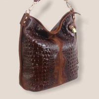 Ефектна дамска чанта от естествена кожа Италия, снимка 14 - Чанти - 31620012