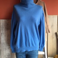 💙 Пуловер в разкошен син цвят💙 свободна кройка💙, снимка 2 - Блузи с дълъг ръкав и пуловери - 44182217