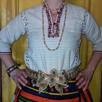 Автентична носия от Северна България, снимка 4 - Антикварни и старинни предмети - 32874699