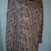 Ватирана блуза в леопардов принт "Pieces"® / голям размер , снимка 1 - Блузи с дълъг ръкав и пуловери - 30501313