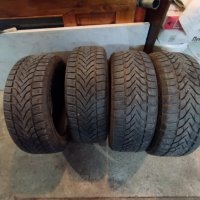 Зимни гуми 215/60/17 DOT 2017, грайфер 6,5 mm.