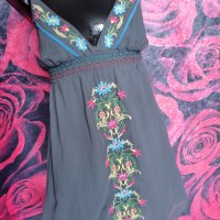 Сива разкроена рокля с цветя ХС/С, снимка 3 - Рокли - 37553126