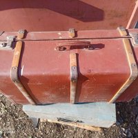 Стар куфар , снимка 12 - Антикварни и старинни предмети - 39940559