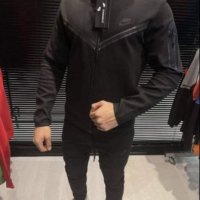 Нови мъжки екипи nike tech fleece , снимка 1 - Спортни дрехи, екипи - 37787793