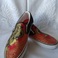 VANS дизайнерски в черно и червено, снимка 3 - Кецове - 37160438