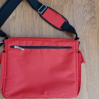 Нова оригинална лицензирана чанта за лаптоп Ферари Ferrari, снимка 6 - Лаптоп аксесоари - 36485320