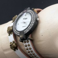 Дамски ретро часовник Rital, снимка 2 - Дамски - 40725134