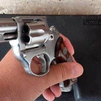 Продава Револвер Astra 680 innox, снимка 3 - Бойно оръжие - 39894692