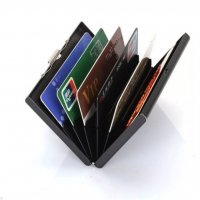 Метален портфейл ПРОТЕКТОР със защита за безконтактни дебитни и кредитни карти , снимка 3 - Портфейли, портмонета - 34335256