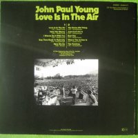Грамофонна плоча John Paul Young - Love is in the Air, снимка 2 - Грамофонни плочи - 42199508