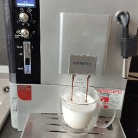 Кафеавтомат Siemens EQ.5 Macchiato перфектно еспресо кафе, система за мляко Сименс, снимка 11 - Кафемашини - 42838291