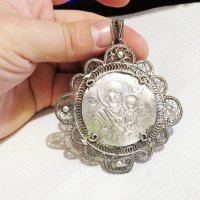 Възрожденска Сребърна икона, амулет, накит, медальон с Богородица, Дева Мария - Панагия 70 мм - Бого, снимка 7 - Антикварни и старинни предмети - 30339453