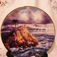 серия колекционерски порцеланови чинии за стена , снимка 2 - Декорация за дома - 44730704