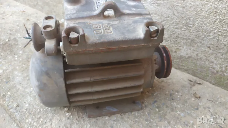 Електромотор трифазен 1.1, снимка 1