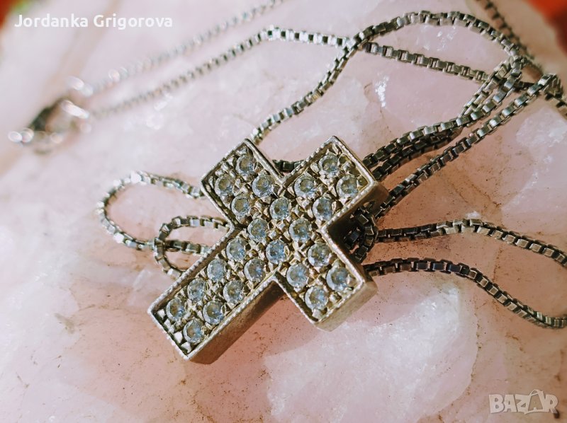 Сребърно кръстче с естествени камъни, снимка 1