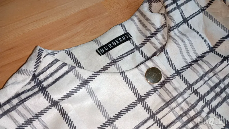 Burberry, снимка 1