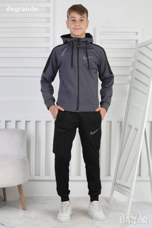 Спортен Екип за Момче Nike  6  8  9  10  16 г., снимка 1