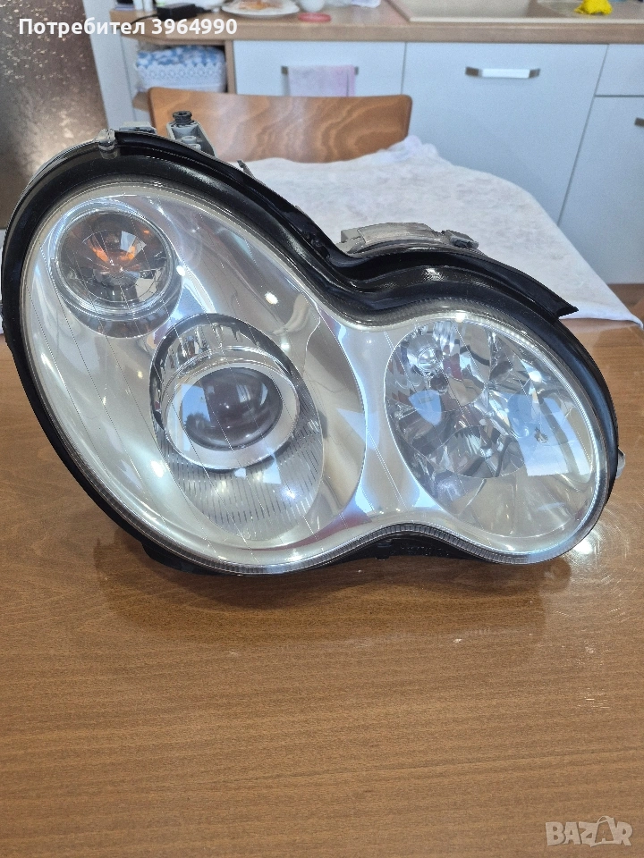 Кристален Неразличим от нов десен фар BOSCH за Мерцедес С клас W203 КСЕНОН , снимка 1