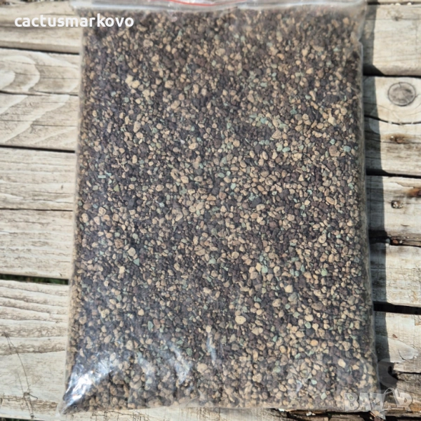 Едър Субстрат 33% пемза, 33% лава,33% зеолит 2 – 5 мм, снимка 1