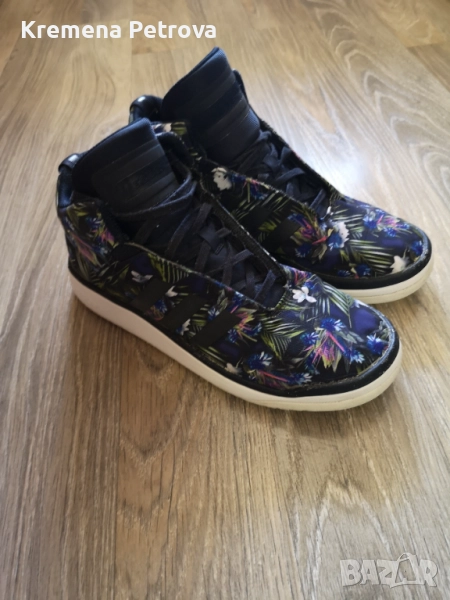 Adidas Veritas Mid K S82861 Ntnavy Ftwwht, размер 38 2/, снимка 1