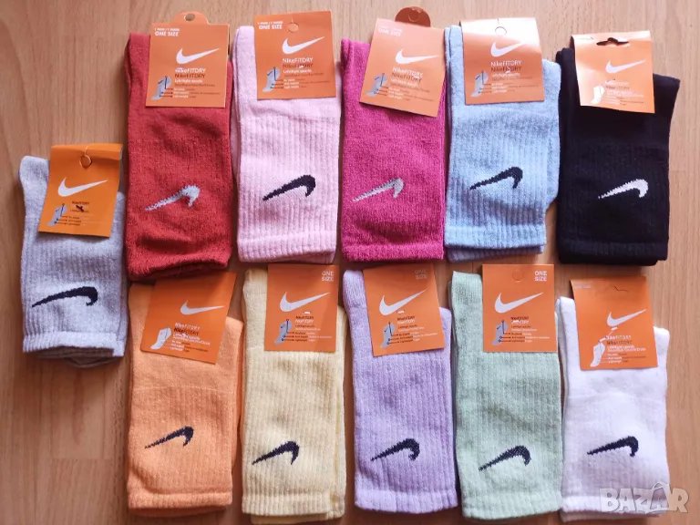 Мъжки и дамски чорапи Nike универсален размер различни цветове, снимка 1