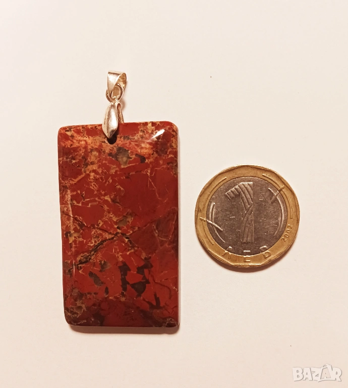 Висулка от червен яспис, снимка 1