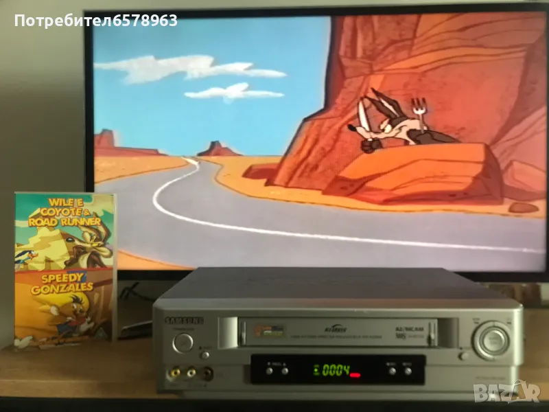 Видеокасети '' WELE E COYOTE & ROAD RUUNER  AND SPEEDY GONZALES  VHS, снимка 1
