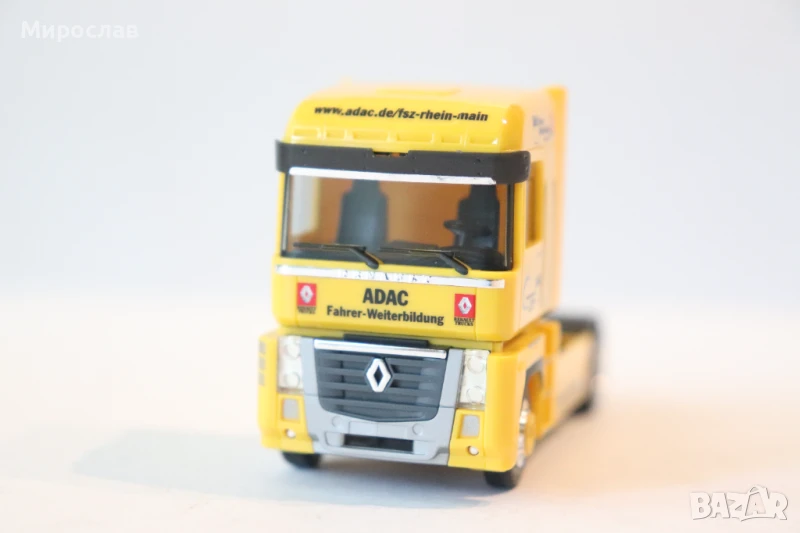 HERPA H0 1/87 RENAULT MAGNUM ВЛЕКАЧ МОДЕЛ КАМИОН, снимка 1