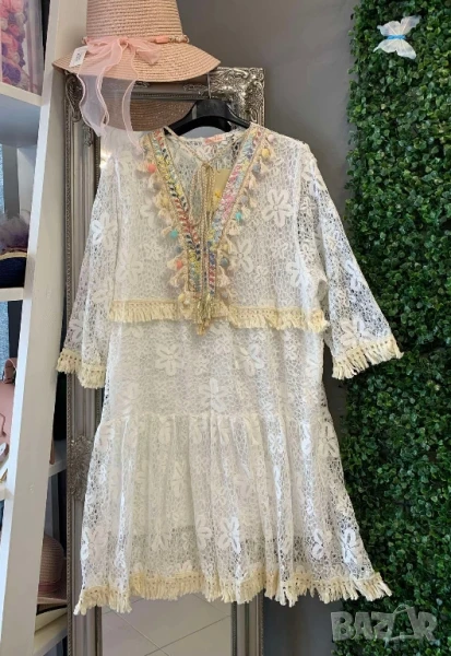нежна дантелена рокля , снимка 1