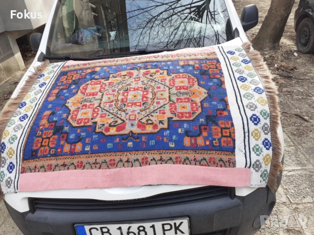 Стар вълнен ръчно тъкан и бродиран килим - килимче, снимка 4 - Антикварни и старинни предмети - 53348250