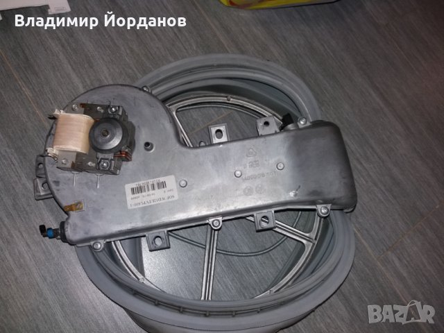 части за пералня със сушилня Ariston Hotpoint CAWD 129 EU 1850W за вграждане  , снимка 13 - Перални - 35131743