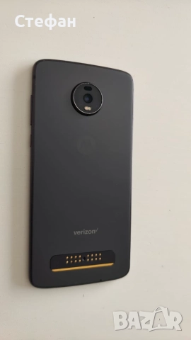 Продавам Motorola Moto Z4 – 128 GB, снимка 3 - Motorola - 56112143
