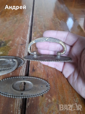 Стар обков за сандък,ключалка,дръжки, снимка 2 - Други ценни предмети - 54258377