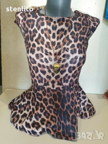 Дамски топ леопардов принт с пеплум, снимка 1 - Корсети, бюстиета, топове - 30084682
