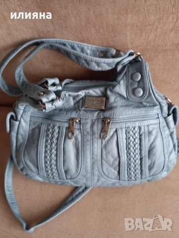 Дамска чанта, снимка 2 - Чанти - 52193282