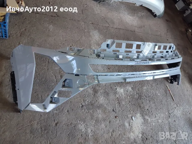 Броня предна оригинална 628224968R Renault capture e tech hibrid 2024, снимка 2 - Части - 50032972