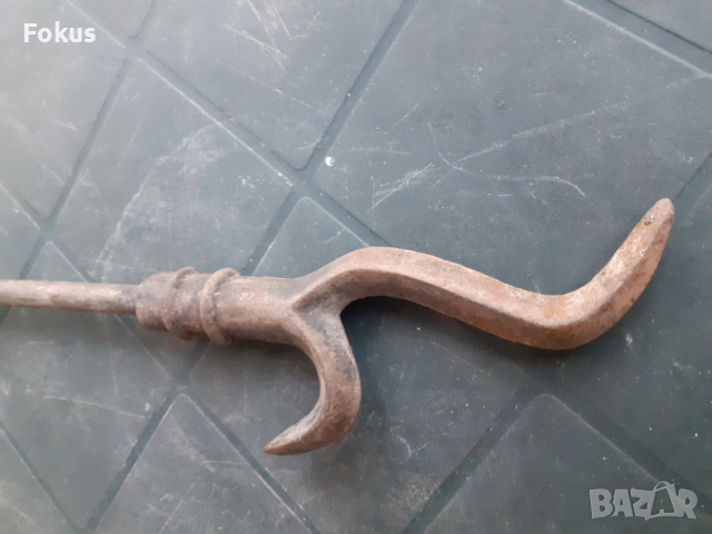 Голям стар ръжен за камина печка огнище