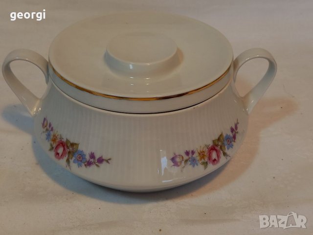 Немска порцеланова бисквитиера и бижутерка , снимка 7 - Декорация за дома - 38192373