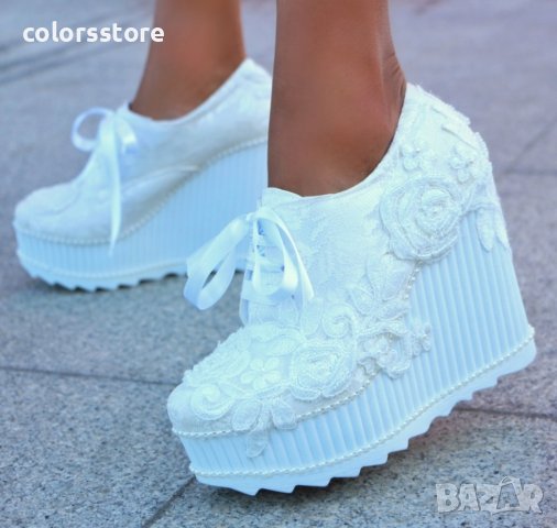 Обувки на платформа - бели - 710-03, снимка 2 - Дамски елегантни обувки - 37507229