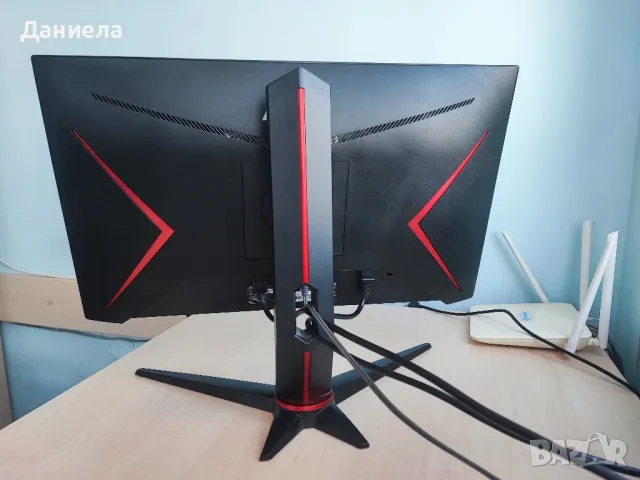 Монитор AOC 24G2U 144Hz, снимка 3 - Монитори - 48736593