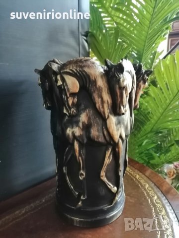 Декоративна статуетка ваза коне, снимка 2 - Вази - 36469124
