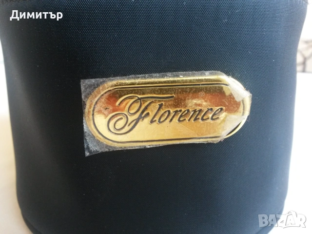 Дамска чанта с цилиндрична форма Florence, снимка 10 - Чанти - 54248456