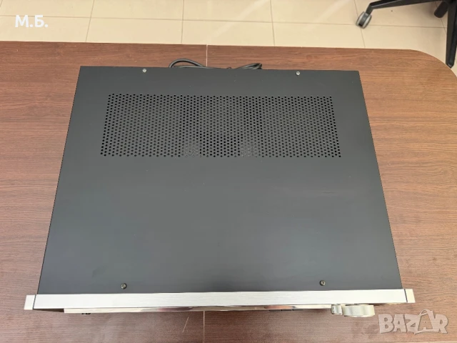 Усилвател Accuphase E-202 и Тунер Accuphase T-101, снимка 9 - Ресийвъри, усилватели, смесителни пултове - 51158139