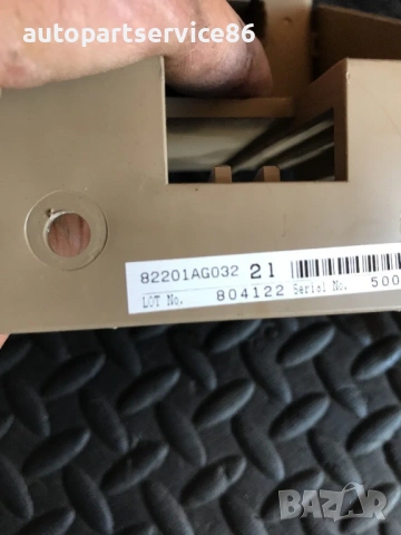 Кутия с предпазители за Subaru Legacy 2.0 Дизел (2003-2009) 82201AG032 804122, снимка 2 - Части - 54236837