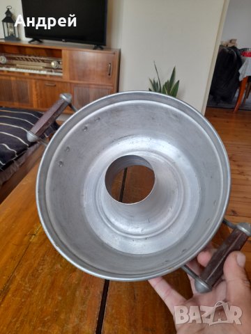 Стара алуминиева форма за кекс #6, снимка 5 - Други ценни предмети - 40461045
