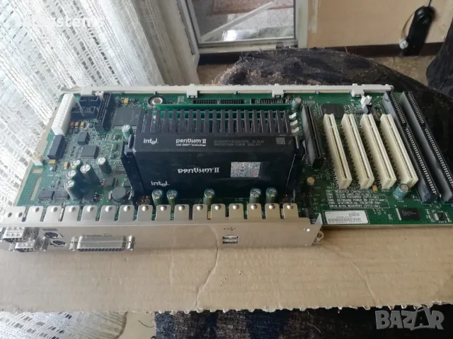 Дънна платка HP D6733-60001 KAYAK XA SYSTEM BOARD Slot 1, снимка 2 - Дънни платки - 47836457