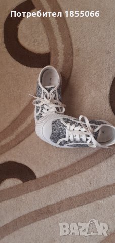 Дамски кецове на"Sinsay"-36н, снимка 2 - Маратонки - 42777537