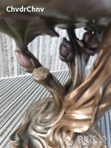 24см-2кг бронзов резин/италианска пиедестална фигурална фруктиера-бонбониера/фигура на фея с лилия, снимка 9 - Декорация за дома - 52972341