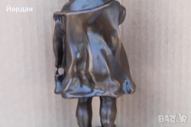 Бронзова фигура ''Момиче с обувка'', снимка 13 - Колекции - 51170553